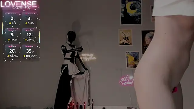 Snapshot of Careful_i_bite chatting on 10-09-25, 06:44 Careful i bite online show from 10-09-25, 06:44