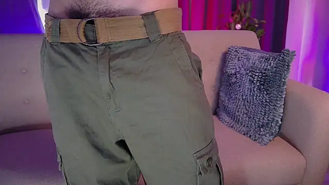 Liam V online show from 02-01-26, 03:43