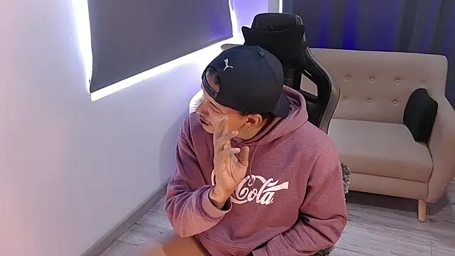 Liam V online show from 03-25-26, 12:44