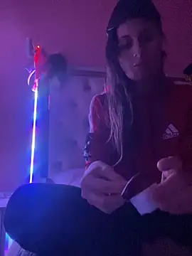 Flossy Vettie online show from 11-18-25, 03:27