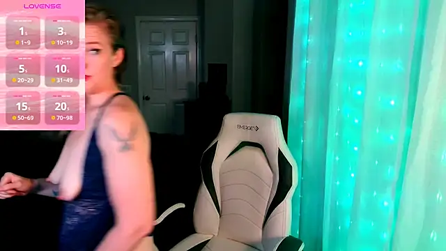 britteebee online show from 10-30-25, 07:21