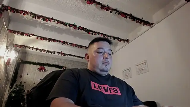 Snapshot of antonycruz chatting on 12-24-24, 05:44 antonycruz online show from 12-24-24, 05:44