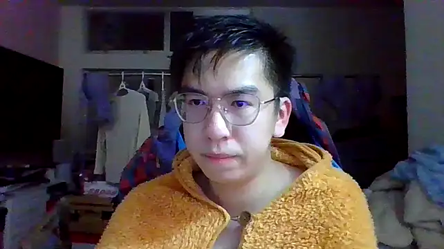 Snapshot of charlie_xdd chatting on 02-11-25, 12:27 charlie xdd online show from 02-11-25, 12:27