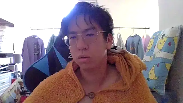 Snapshot of charlie_xdd chatting on 03-23-25, 08:37 charlie xdd online show from 03-23-25, 08:37