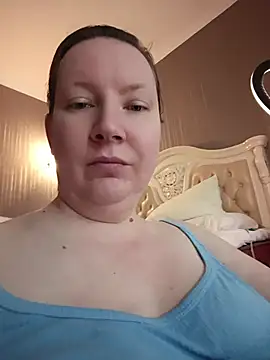 GoddessLara online show from 07-14-26, 02:27