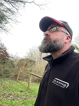 jim470 online show from 02-12-25, 01:37