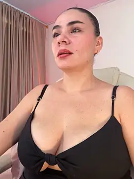 MeganDupont online show from 12-14-25, 01:05