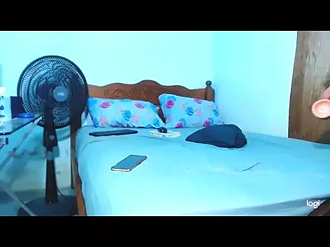 Snapshot of cositarrica_xxx chatting on 03-14-25, 09:32 cositarrica xxx online show from 03-14-25, 09:32