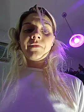 ScarletCallings420 online show from 02-27-25, 07:37