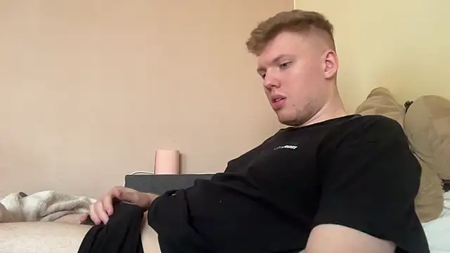 sexybooii6968 online show from 04-28-26, 11:48