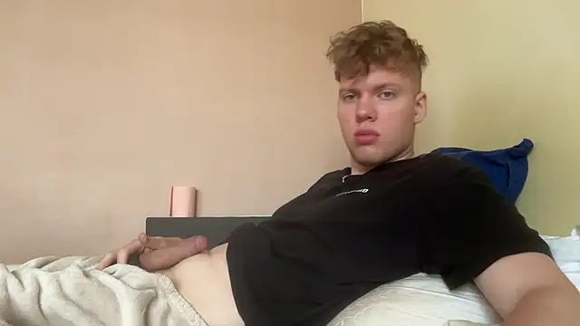Snapshot of sexybooii6968 chatting on 07-05-26, 10:22 sexybooii6968 online show from 07-05-26, 10:22