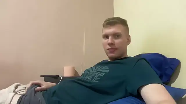 Snapshot of sexybooii6968 chatting on 07-29-26, 05:33 sexybooii6968 online show from 07-29-26, 05:33