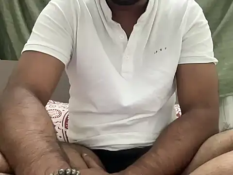 Greekartsguru online show from 10-18-25, 01:56