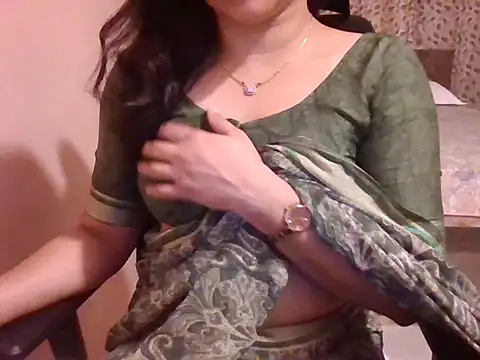 Pinky 4 online show from 01-17-26, 02:44