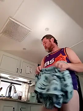 EZYves online show from 11-08-25, 08:18