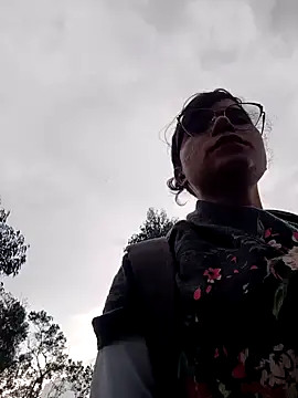 Simone Miller online show from 02-10-25, 09:36