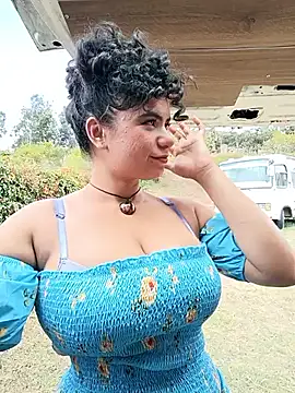 Simone Miller online show from 09-08-25, 05:23