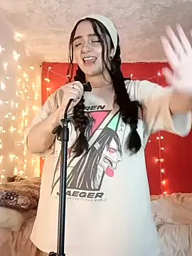 Snapshot of IvonneT chatting on 01-31-25, 05:19 IvonneT online show from 01-31-25, 05:19