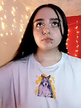 Snapshot of IvonneT chatting on 03-02-25, 04:17 IvonneT online show from 03-02-25, 04:17