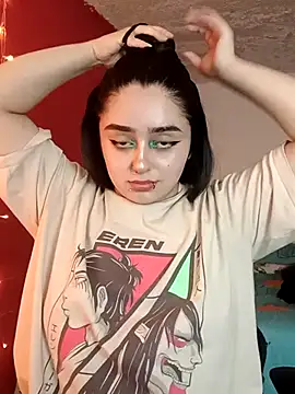 Snapshot of IvonneT chatting on 09-11-25, 11:05 IvonneT online show from 09-11-25, 11:05