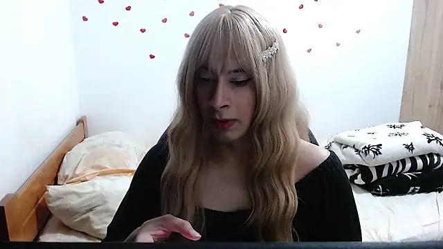 OriannaDomenechi online show from 01-04-25, 04:12