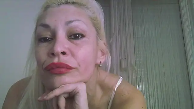 Snapshot of EvaaMina chatting on 02-03-25, 06:17 EvaaMina online show from 02-03-25, 06:17