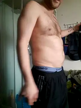 Snapshot of ZupaSerowa chatting on 02-03-25, 11:31 ZupaSerowa online show from 02-03-25, 11:31