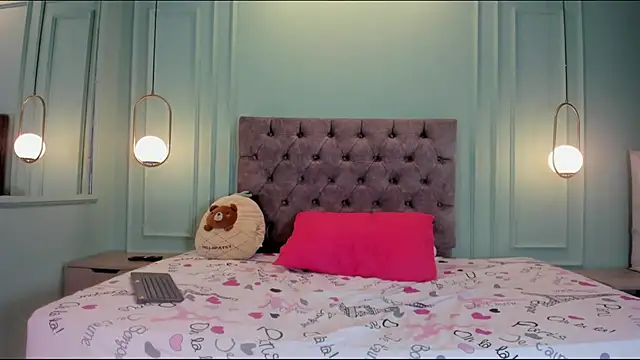 Snapshot of kathe_hot chatting on 12-17-24, 02:55 kathe hot online show from 12-17-24, 02:55