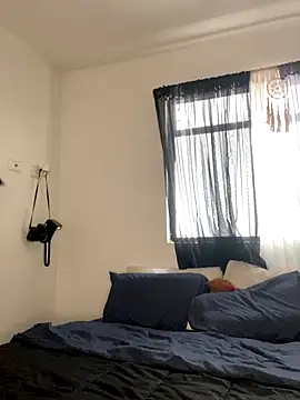 trianawhite online show from 09-13-25, 03:34