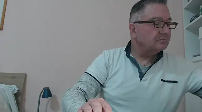 YOU6me online show from 01-12-25, 03:25