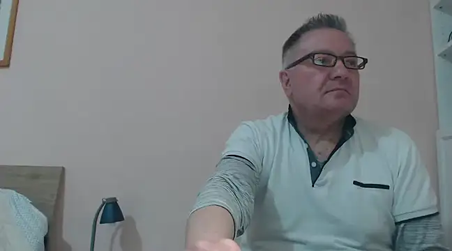 YOU6me online show from 01-13-25, 03:58