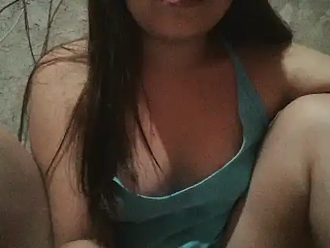 Snapshot of Beatrice143 chatting on 12-27-24, 08:24 Beatrice143 online show from 12-27-24, 08:24