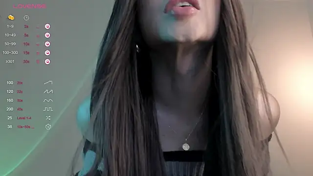 Snapshot of sweetest_bella chatting on 12-08-24, 09:19 sweetest bella online show from 12-08-24, 09:19