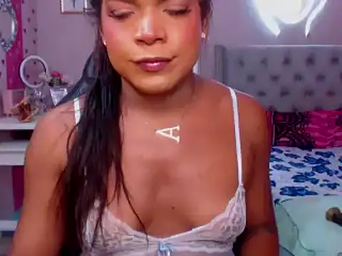 alexa rodriicum online show from 10-01-25, 02:39