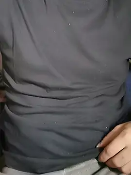 Snapshot of Lucas1andOnly4Girl chatting on 11-11-25, 06:08 Lucas1andOnly4Girl online show from 11-11-25, 06:08