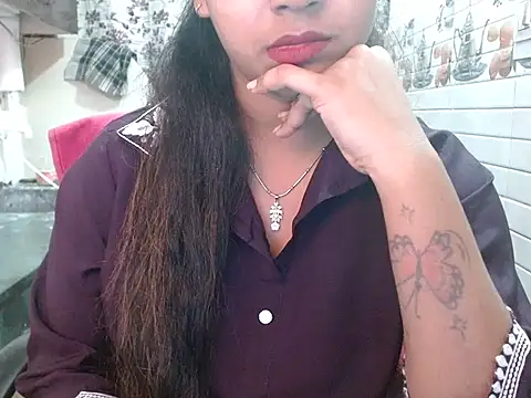 LovingPihu online show from 03-25-26, 05:46