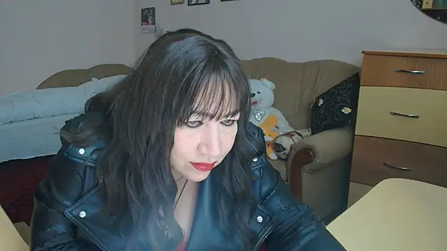 Snapshot of Lucretia_Goldi_ chatting on 03-05-25, 09:37 Lucretia Goldi online show from 03-05-25, 09:37