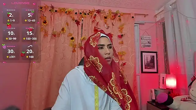 Snapshot of DarshaKhemu chatting on 03-04-25, 11:43 DarshaKhemu online show from 03-04-25, 11:43