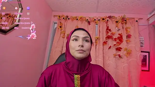 Snapshot of DarshaKhemu chatting on 09-19-25, 09:04 DarshaKhemu online show from 09-19-25, 09:04