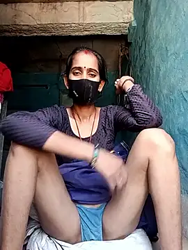 Snapshot of Mohni_Das chatting on 05-31-26, 04:53 Mohni Das online show from 05-31-26, 04:53