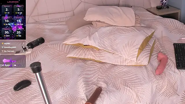 Selenee- online show from 02-13-25, 07:21