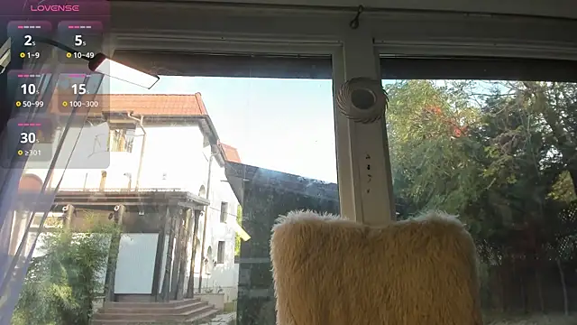 Snapshot of Naila18 chatting on 10-22-25, 06:57 Naila18 online show from 10-22-25, 06:57