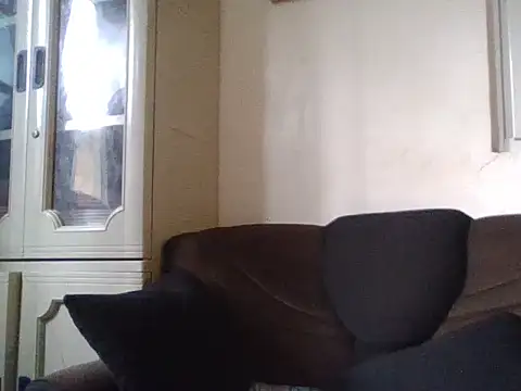 Snapshot of h0ney_lips chatting on 10-15-25, 11:27 h0ney lips online show from 10-15-25, 11:27