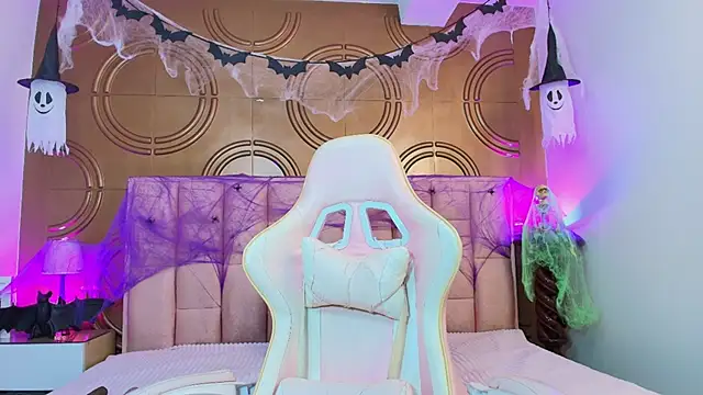 Snapshot of valeriaa19 chatting on 10-08-25, 05:27 valeriaa19 online show from 10-08-25, 05:27