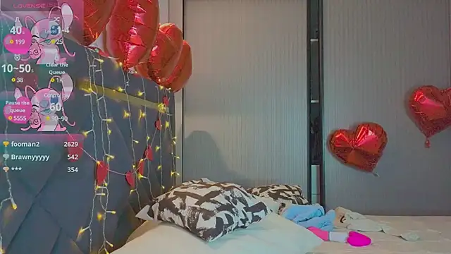 Mia Tin online show from 02-22-25, 12:19