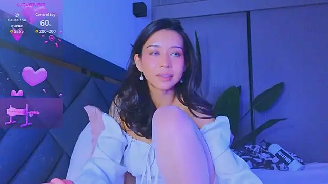 Mia Tin online show from 03-08-26, 11:58