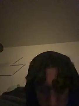 Snapshot of kingdennis6666 chatting on 10-04-25, 03:26 kingdennis6666 online show from 10-04-25, 03:26