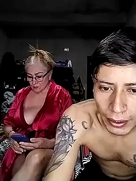 Snapshot of Sexytaty2022 chatting on 12-02-24, 10:39 Sexytaty2022 online show from 12-02-24, 10:39