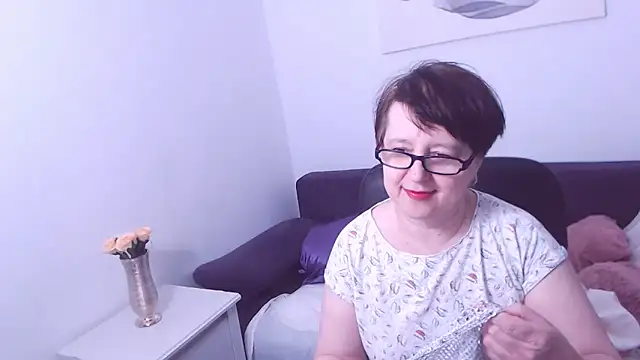 Snapshot of ChristaRose chatting on 03-20-25, 10:18 ChristaRose online show from 03-20-25, 10:18