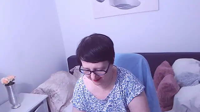 Snapshot of ChristaRose chatting on 10-26-25, 12:49 ChristaRose online show from 10-26-25, 12:49